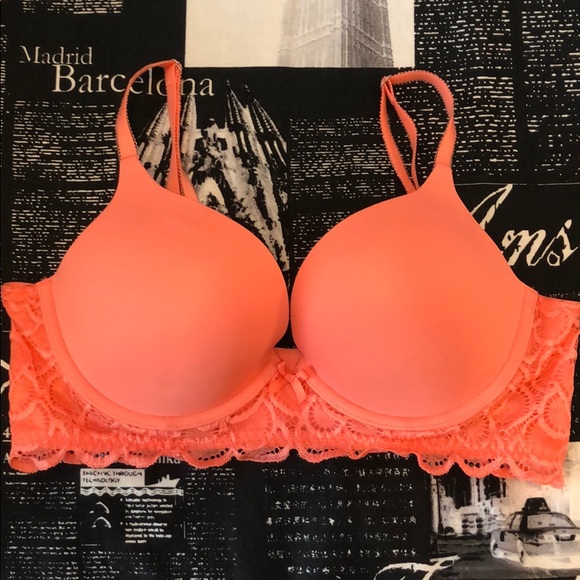 aerie Other - Aerie Coral Push-up Bra with Lace Band